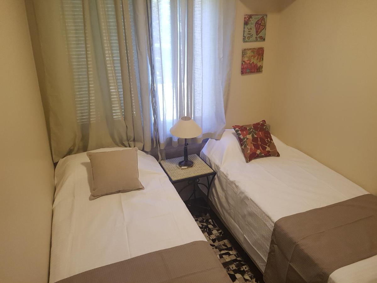 그라마도 Confortavel Apartamento Proximo Ao Lago Negro 아파트 외부 사진